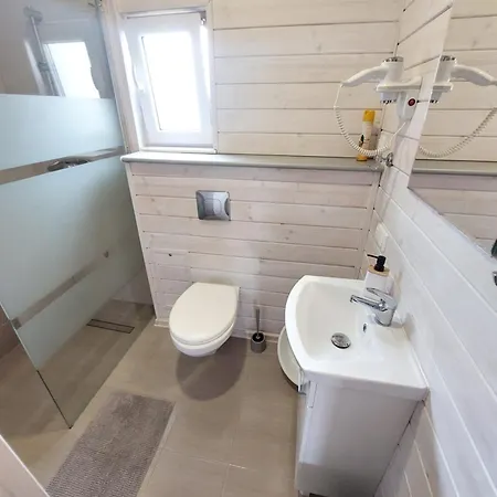 Dom Aurelia Lejlighed Karwia