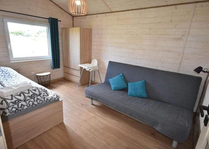 Dom Aurelia カルビア