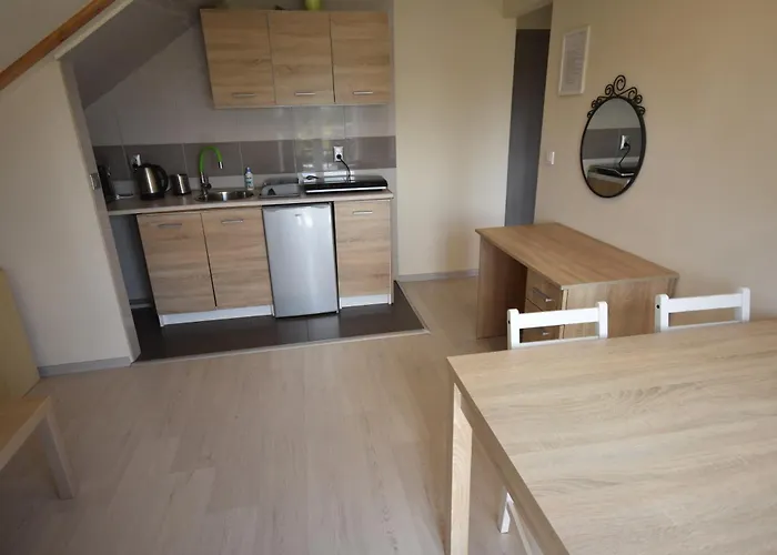 Dom Aurelia カルビア